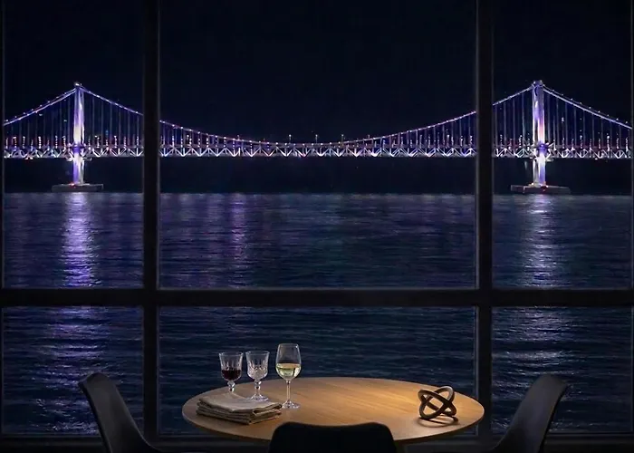 Appartement 린 Stay, 광안비치, 감성숙소, 광안대교뷰, Tving *